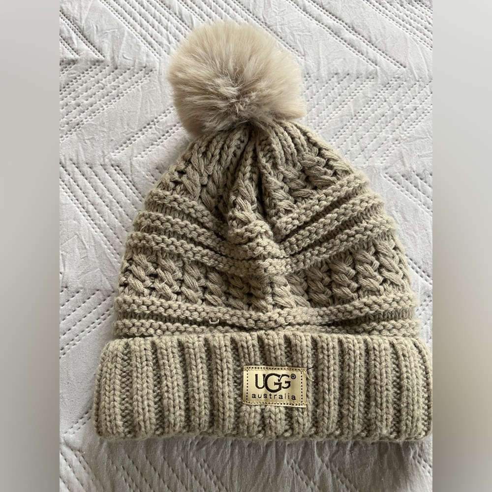 UGG Taupe Cable Knit Beanie